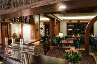 Hotel Restaurant Sonnenschein - Hot Springs