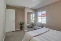 Cozy 2Bedroom 1.5bath near I-805 and 5