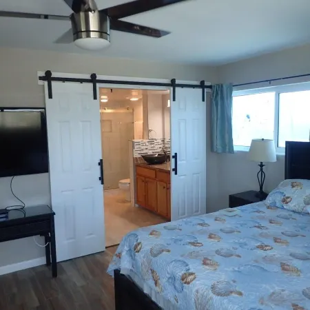 Penthouse w/ Gulf & Intracoastal Views-Steps to Beach!