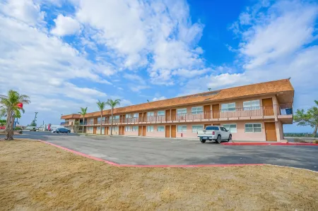 Economy Inn Buttonwillow Bakersfield I-5 Отели в г. Баттонвиллоу