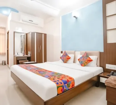 Skylon Hotel Hotels near HEC Exhibition Centre