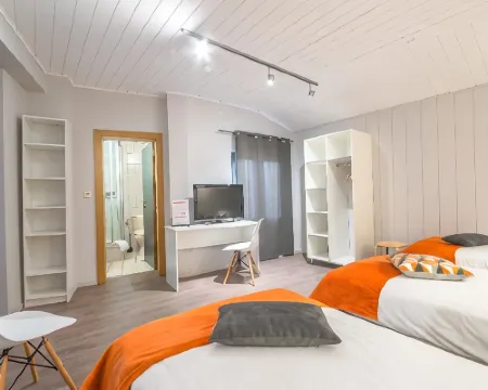 SHS Suite Home Sweet Strassen ストラッサンのホテル