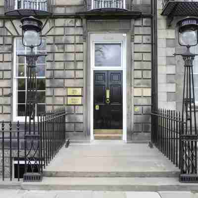 29 Queen Street Aparthotel Hotel Exterior