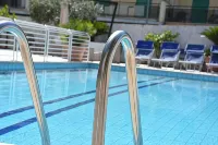 Hotel Lady G - Pools