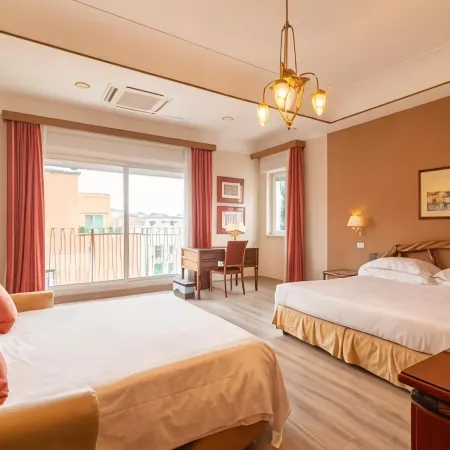 Best Western Hotel Rivoli Отели рядом с достопримечательностью «Тор-ди-Квинто»