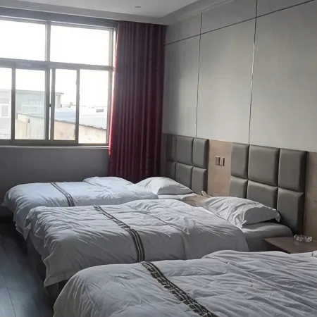 Yujun Hotel