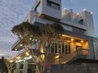 Seogwipo Dongbaek Beach Pension Hotels near Namwon