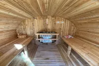 Pet-Friendly Glamping Dome close to Peggy’s Cove! - Bungalows