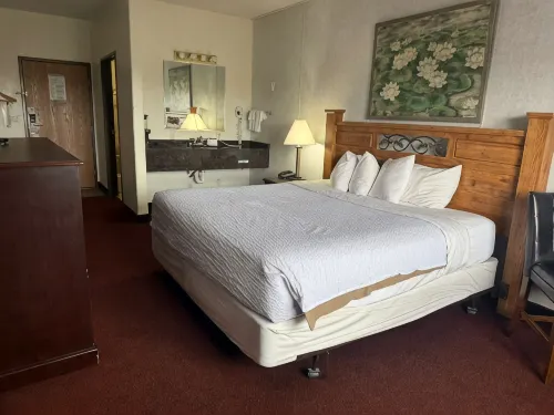 Century Motel Buena Park Anaheim I-5 - موقف سيارات