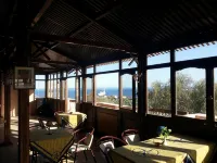 Golden Rose Hotel