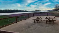 River Life Landing - Cozy, Relaxing home along Mississippi River - Grafton, IL