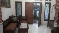Hostel Bogor - Pensionaatit