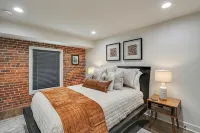 Bohemian Luxury-Downtown Jackson: Chic, industrial lofts in heart of the city!