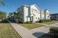 Cozy 4BR Retreat Near Orlando Attractions