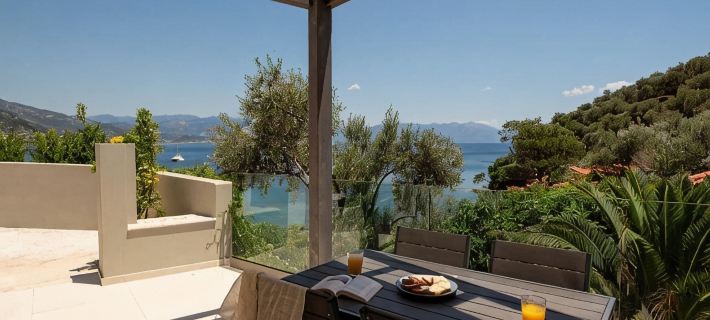 Studios Limnionas Hotels in Самос