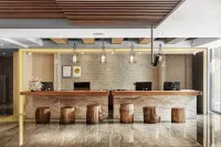 Lan Kwai Fong Garden Hotel