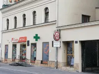 Lorf Hostel&Coffee