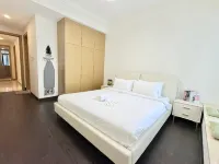 Harmonious Haven - R&F Warm Serviced Apartments in JB - Sea View (24-hr C.Service/ Near SG Customs)