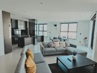 Exclusive Penthouse 3BR-DarlingHarbour/ICC-10mins Hotels in Ultimo