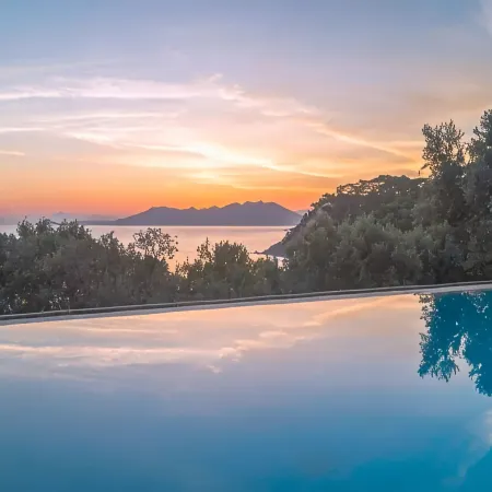 Armonia Bay Hotel