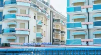 Hotel Monaco & Quisisana
