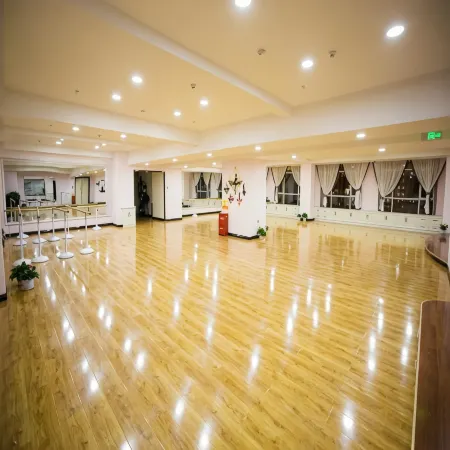 Zoushi Haichengxuan Hotel