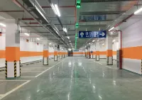 Saint Stone International Hotel - Bãi đậu xe