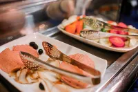 Lakeshore Grand Hotel - servizio colazione