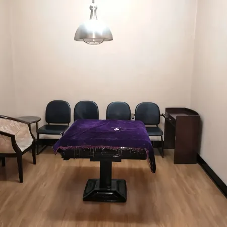 Sunshine Hotel