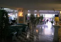 Enorme Epavli Urban Living