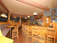 Best Western Plus Ramkota Hotel - Quầy bar
