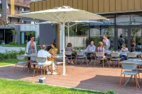 Quarto Verde Apartments - breakfast
