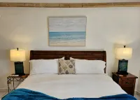 Sand Pebble 1 Bdrm Apt on Marley Beach w/ ocean views & steps to private beach