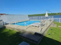 Hudson River Waterfront/Hits 2 Miles Away/Spec Views/Pool/Stars/Deck/Private - Pools