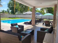 Spacious 5-bedroom house with capacity of 20+ people in Playa Metalio Sonsonate - Pools