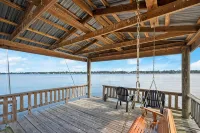 Welcoming 3-bedroom mobile home with AC in Oscar - 3-Star