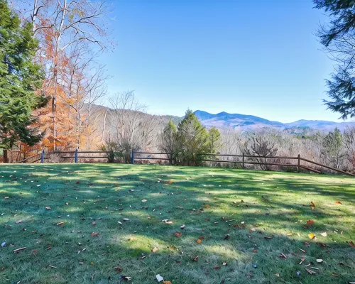 Village Vacation Home: Family Friendly Luxe Hotels in Glen