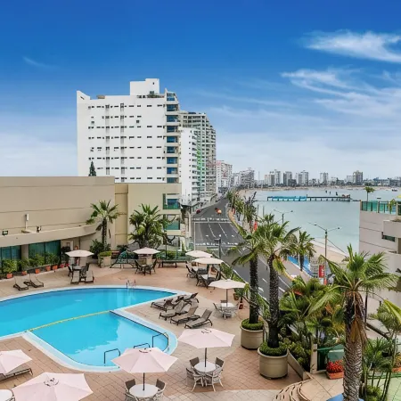 Beachfront apartment with a view, for 2-8 people at Hotel Colon Salinas
