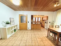 H&H Home-Quite and Cozy Central Apartment Near Park in Sindelfingen