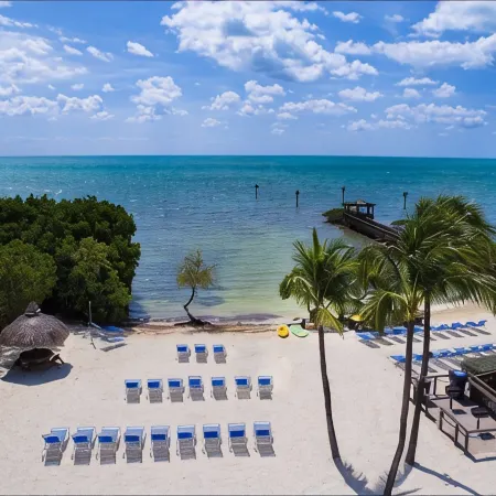 Ocean view condo with balcony/marina view