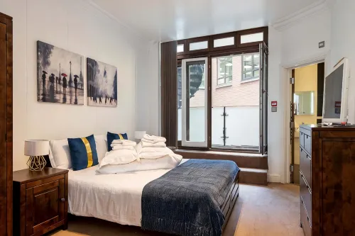Apartment 3, 48 Bishopsgate by City Living London - Bungalows