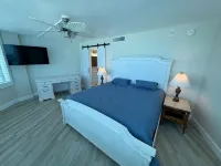 24th Floor OceanView Oasis - Apartments