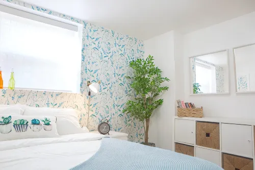 Cozy 2BR/2BA Apt w/ Private Patio – 1 Stop to Manhattan!