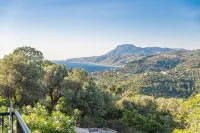 Beautiful Family Villa With Heated Swimming Pool And Stunning Sea/Mountain View