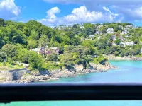 Apartment with Stunning Sea Views of South Sands Beach, Salcombe + 2 Car Parking - Ocean View