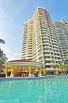 Casa Serena Beachfront Condo - 3BRM-Ocean + Mountain Views-Beautiful-Sleeps 2-6 - Beach