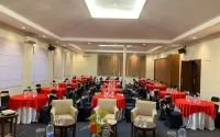 โรงแรมซาฟิรา มาเกอรัง