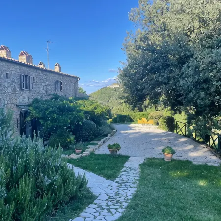 Agriturismo I Casali - A stone farmhouse from 1850 with pool