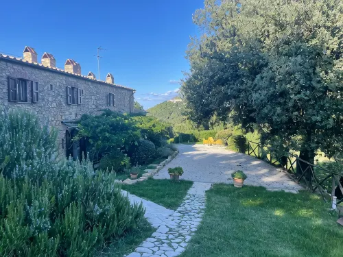 Agriturismo I Casali - A stone farmhouse from 1850 with pool