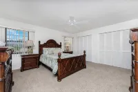 Casa de La Wren - Luxury Home - Waterfront. Heated Pool !!